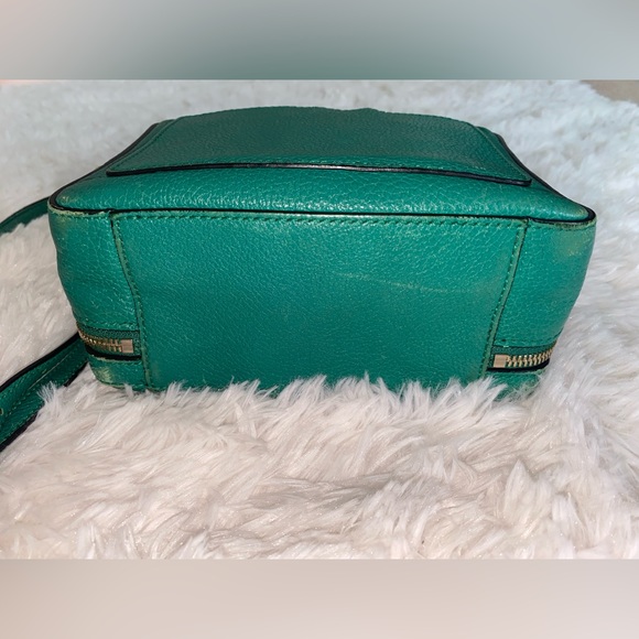 Dolce & Gabbana
Green Soft Grained-Leather Dolce Box Bag - Picture 5 of 13
